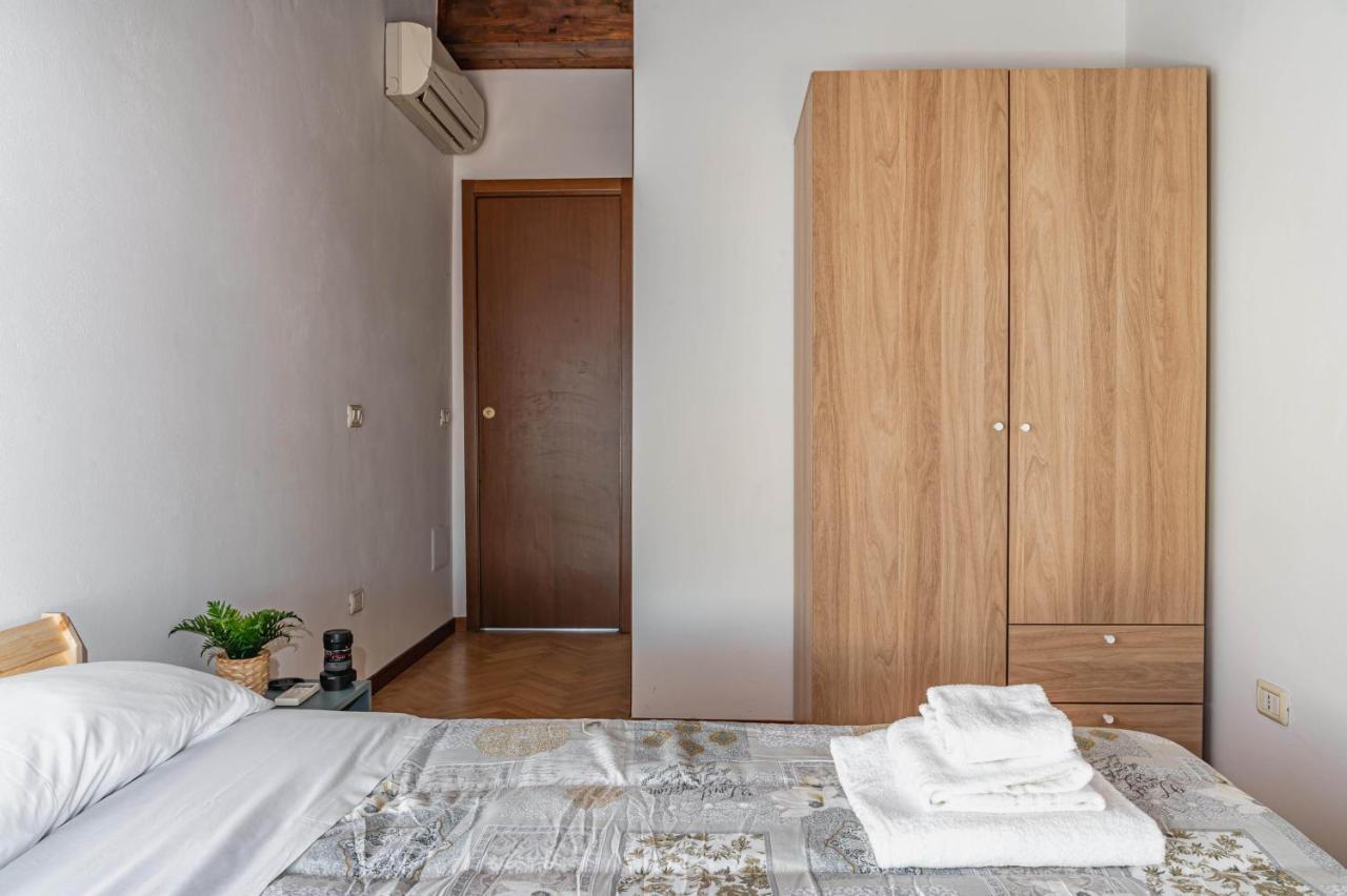 Parma Parco Ducale Duplex Apartment With Parking Екстериор снимка