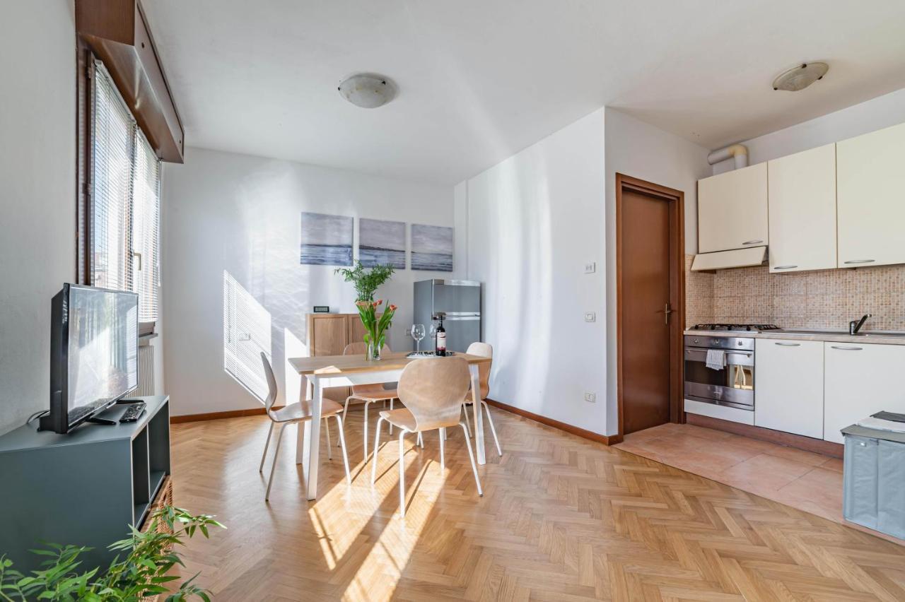 Parma Parco Ducale Duplex Apartment With Parking Екстериор снимка