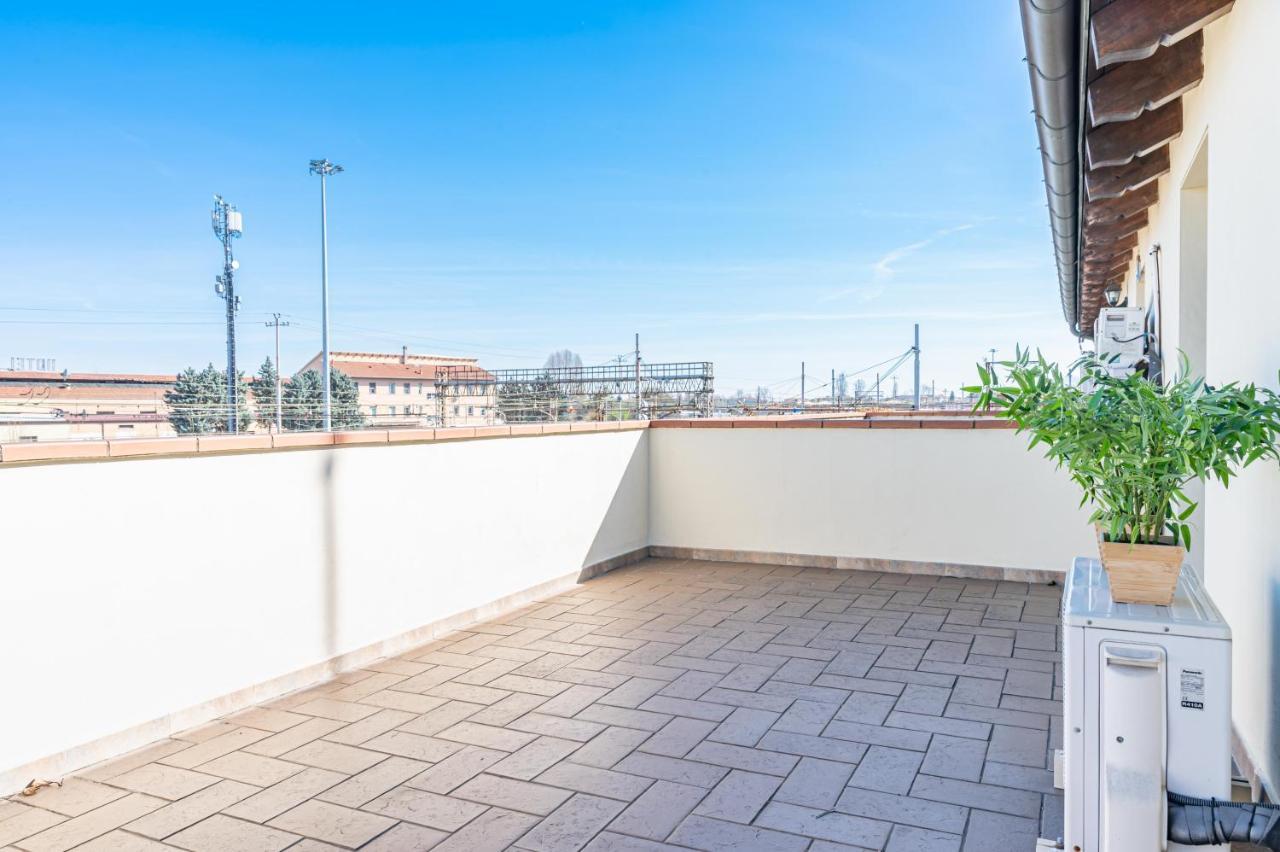 Parma Parco Ducale Duplex Apartment With Parking Екстериор снимка